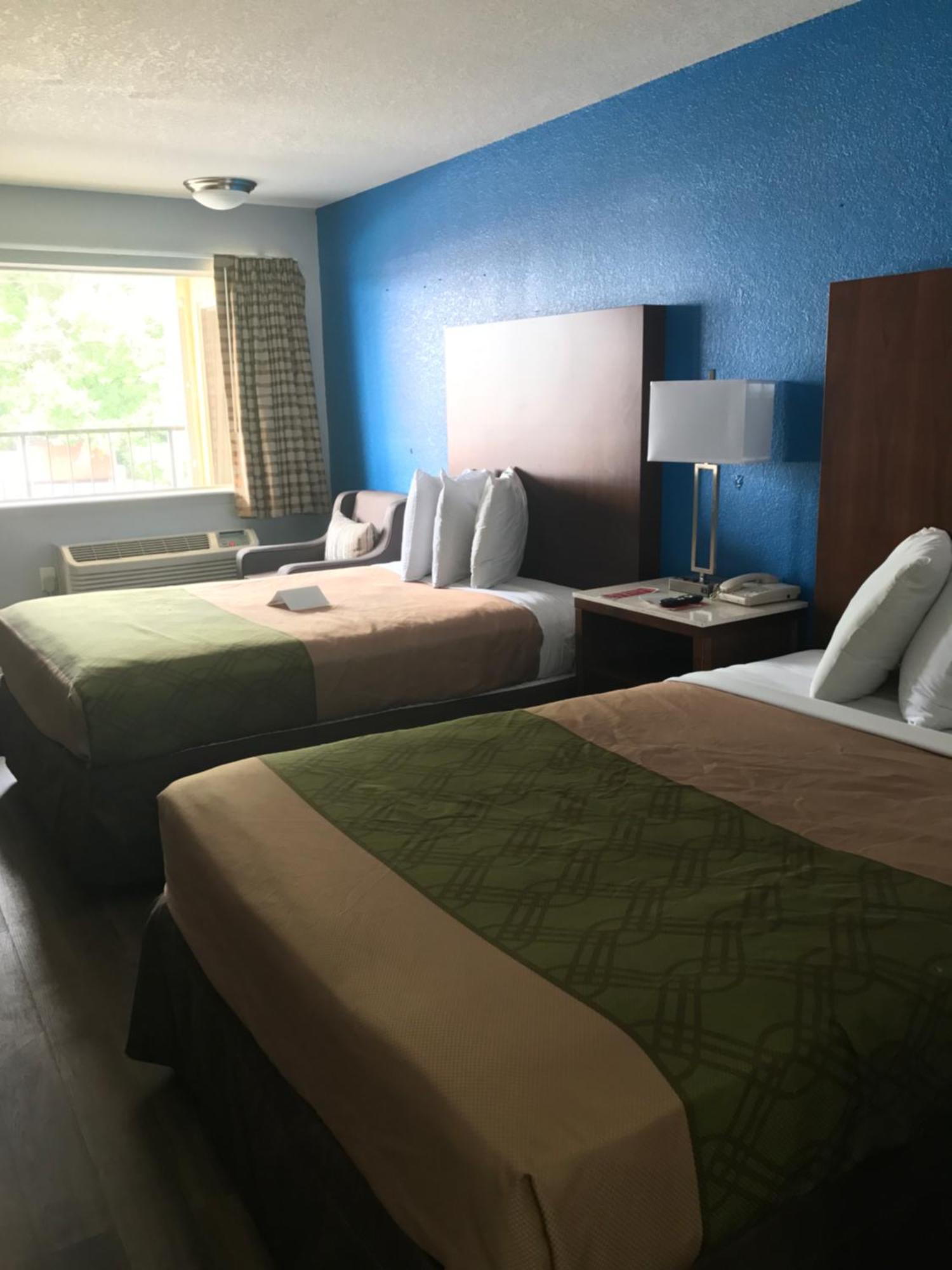 Econo Lodge Inn & Suites I-64 & Us 13 Virginia Beach Exteriör bild