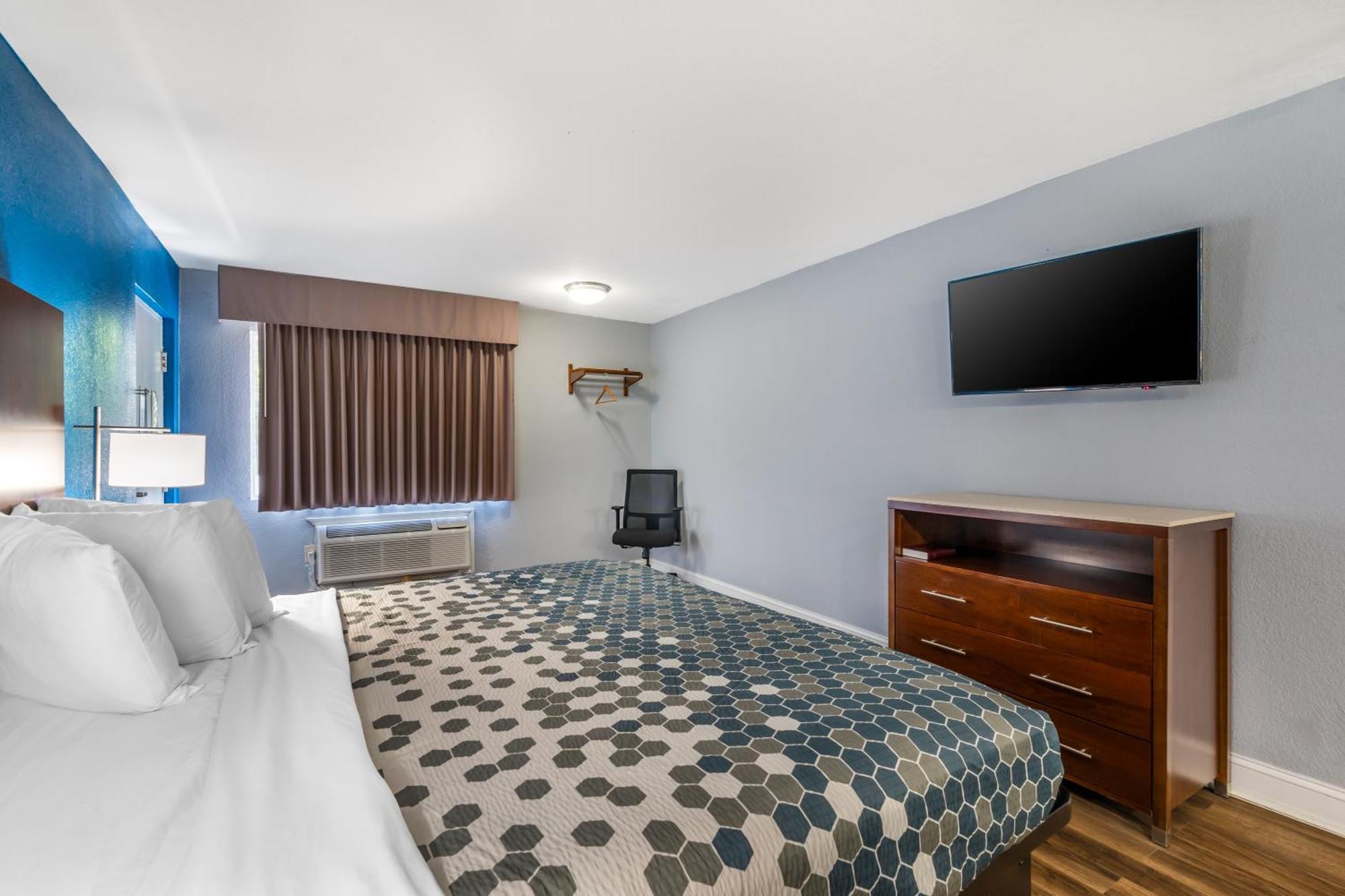 Econo Lodge Inn & Suites I-64 & Us 13 Virginia Beach Exteriör bild